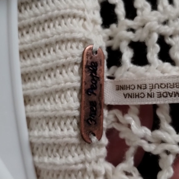 FREE PEOPLE WOMEN LONG SLEEVE CROCHET EYE LITE ZIP UP SWEATER - Picture 7 of 11